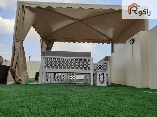 مظلات جلسات الرياض